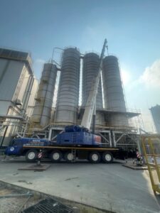 เช่าเครน 200 ตัน ระยอง ชลบุรี